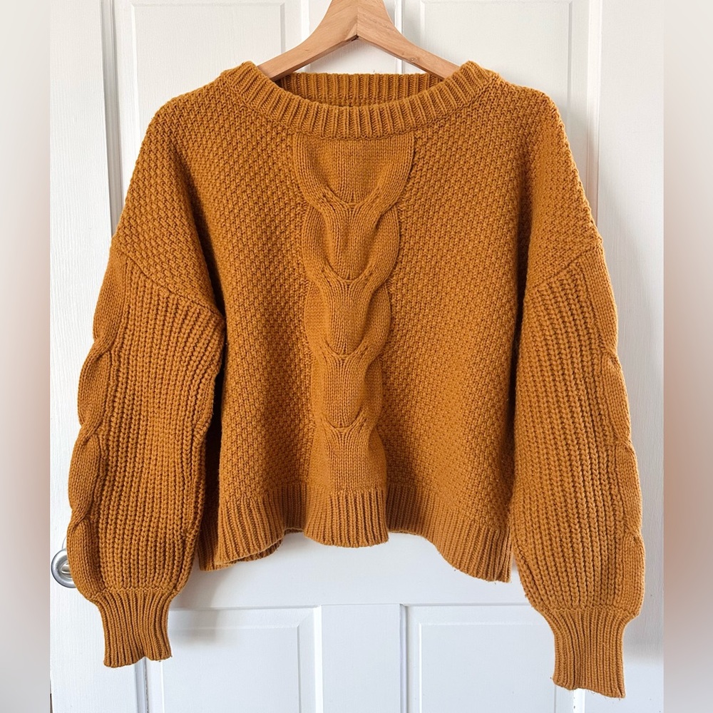 J. CREW Oversized Boxy Cable Knit Crewneck Sweater Harvest Gold Size S